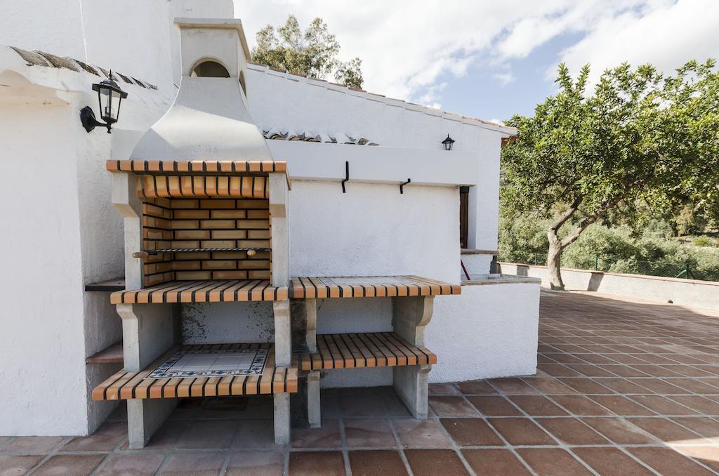 Villa Cortijo Cabrilla Periana Zimmer foto